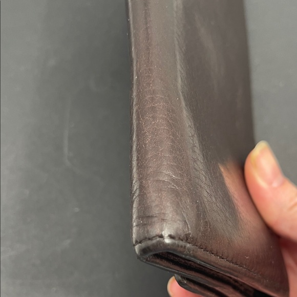 2.8.26 Vintage Gucci Black Soft Leather Wallet with Horse-bit Accents - Picture 12 of 15